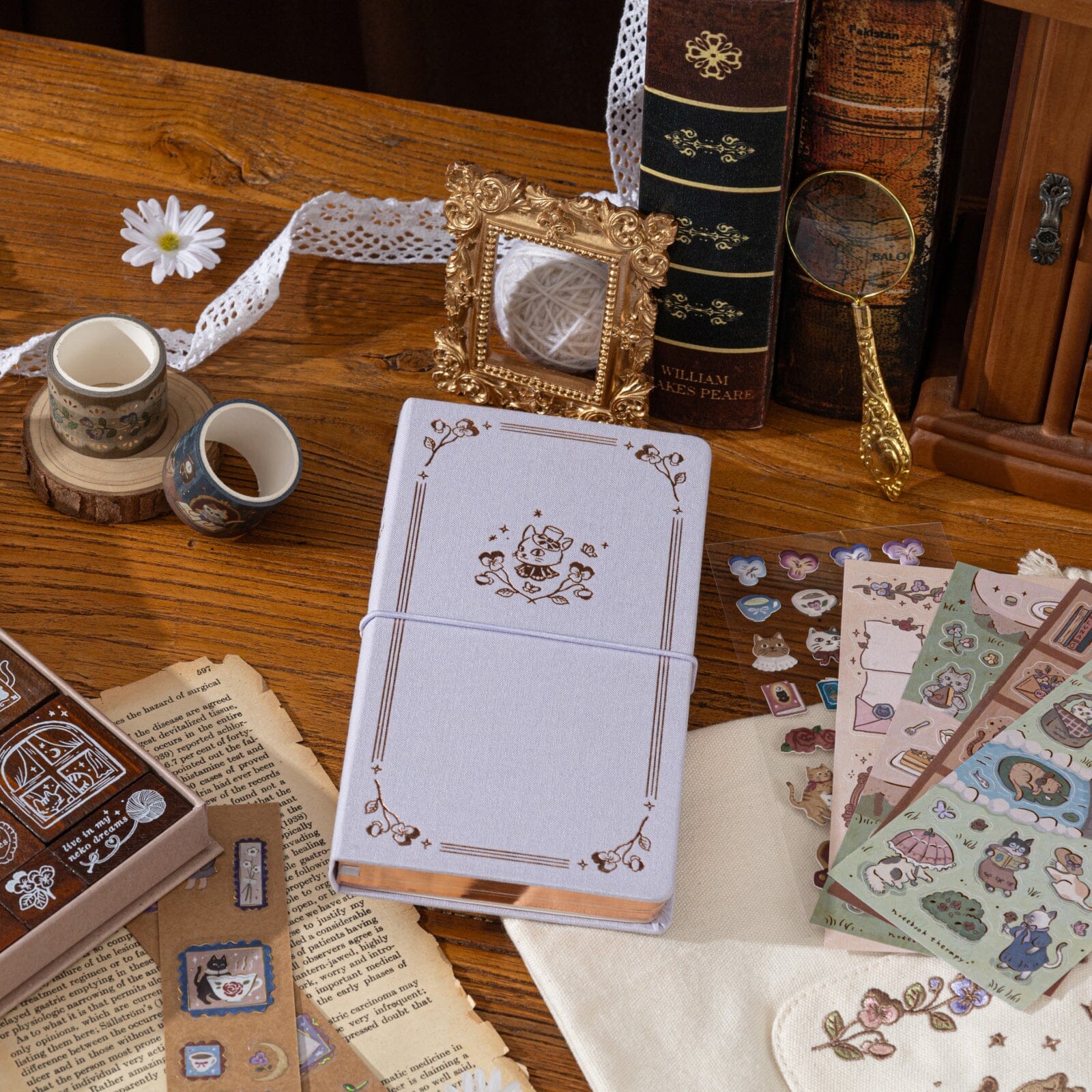 Tsuki ‘Neko Pansy’ Limited Edition Luxury Travel Notebook ☾